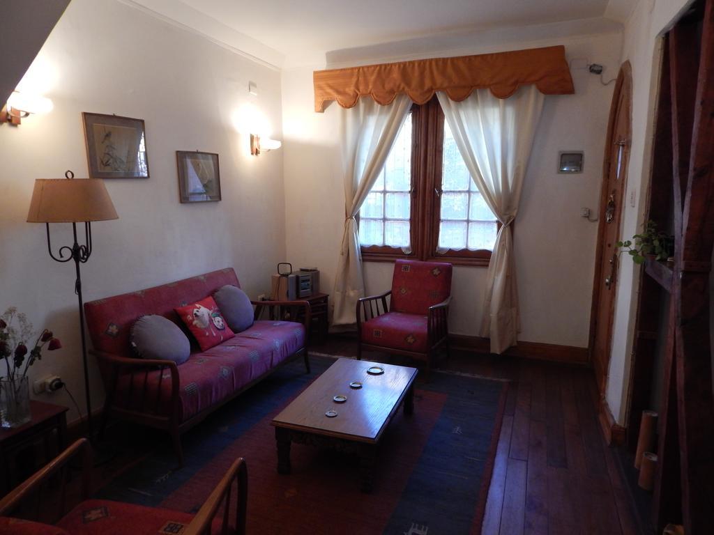 Alojamiento Alberto Magno Bed and Breakfast Santiago Buitenkant foto